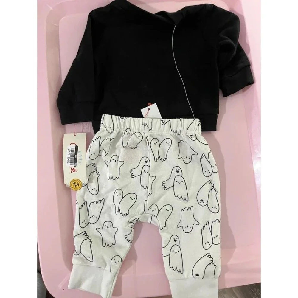 0-3month ghost set can be boys or girls